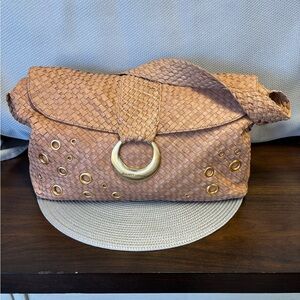 🤎💛Elliott Lucca Tan Leather Woven Shoulder Bag💛🤎